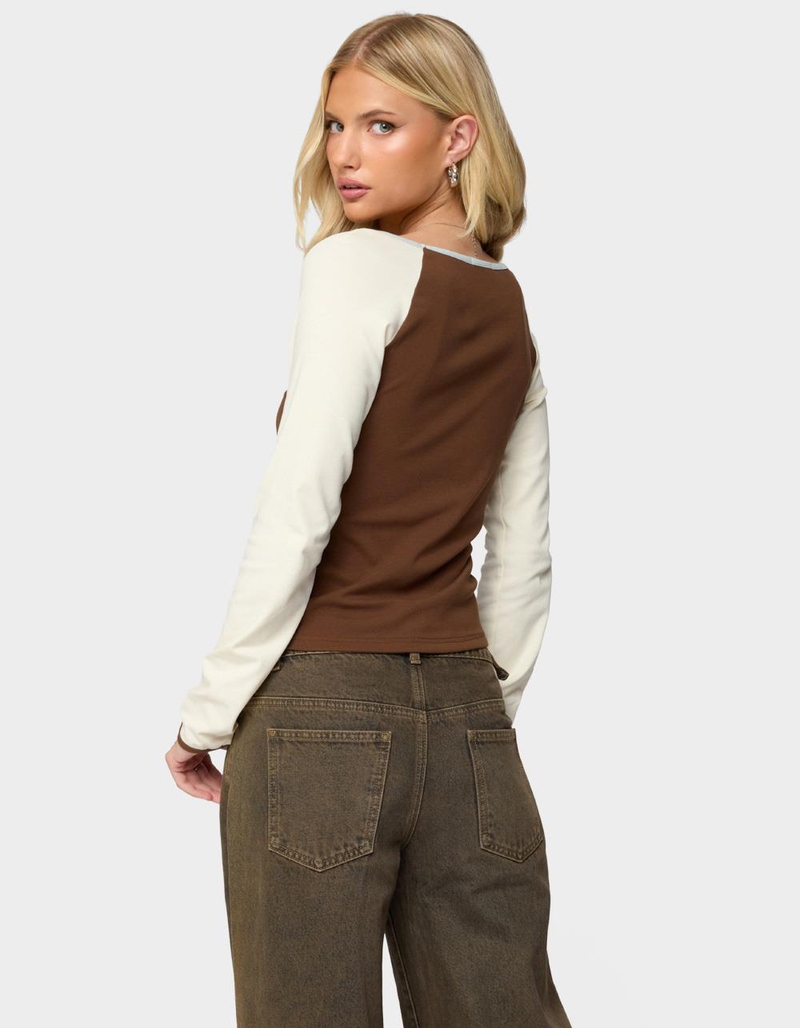 EDIKTED Ronie Contrast Raglan Top image number 2