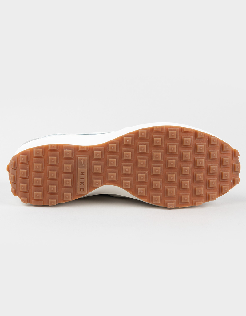 NIKE Waffle Debut Womens Shoes image number 2