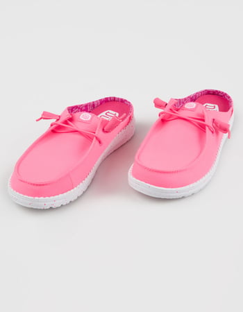 HEY DUDE Wendy Womens Slip On Shoes Alternative Image