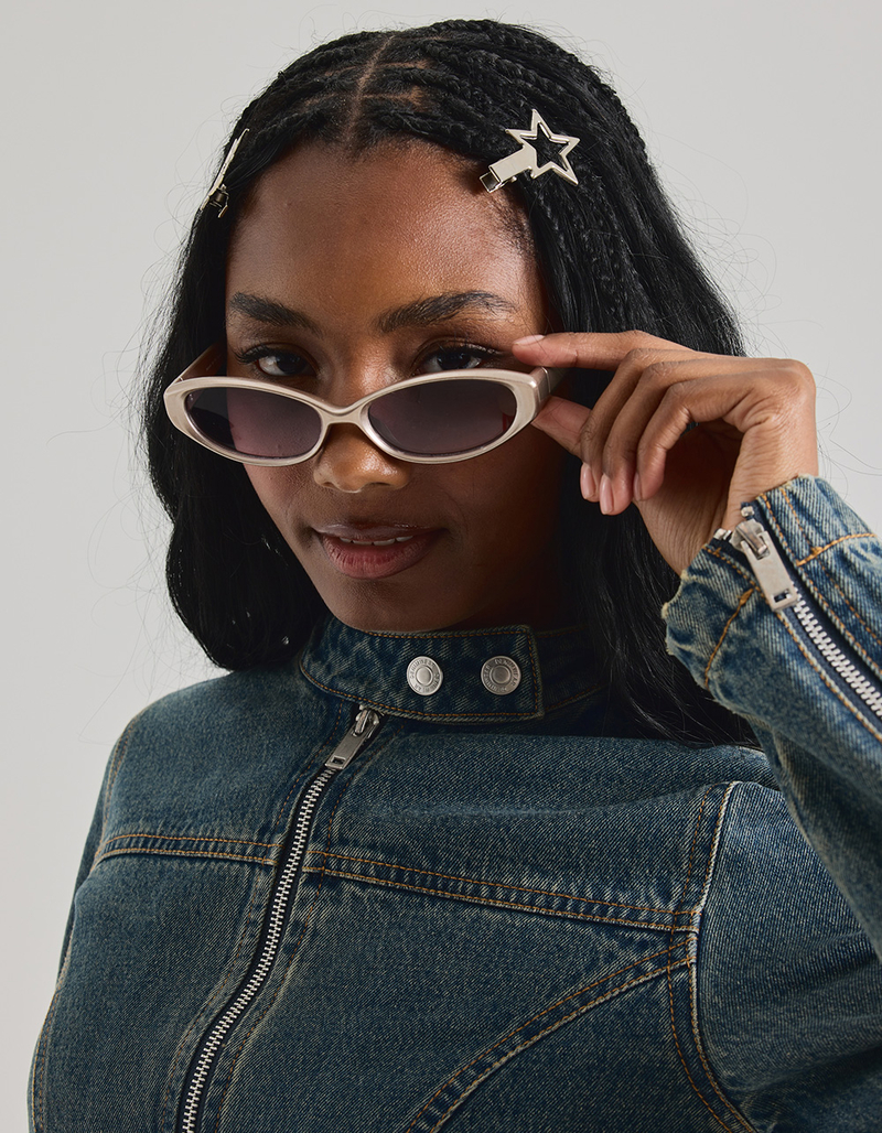 RSQ Wrap Plastic Sunglasses image number 2