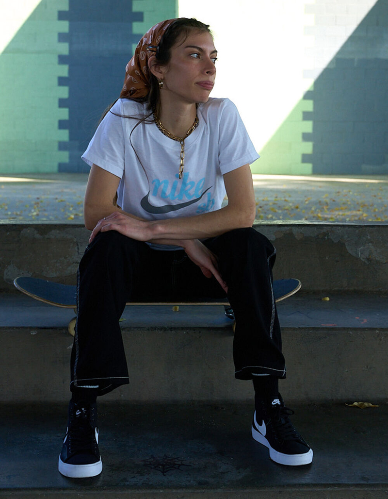 NIKE SB Womens Tee image number 4