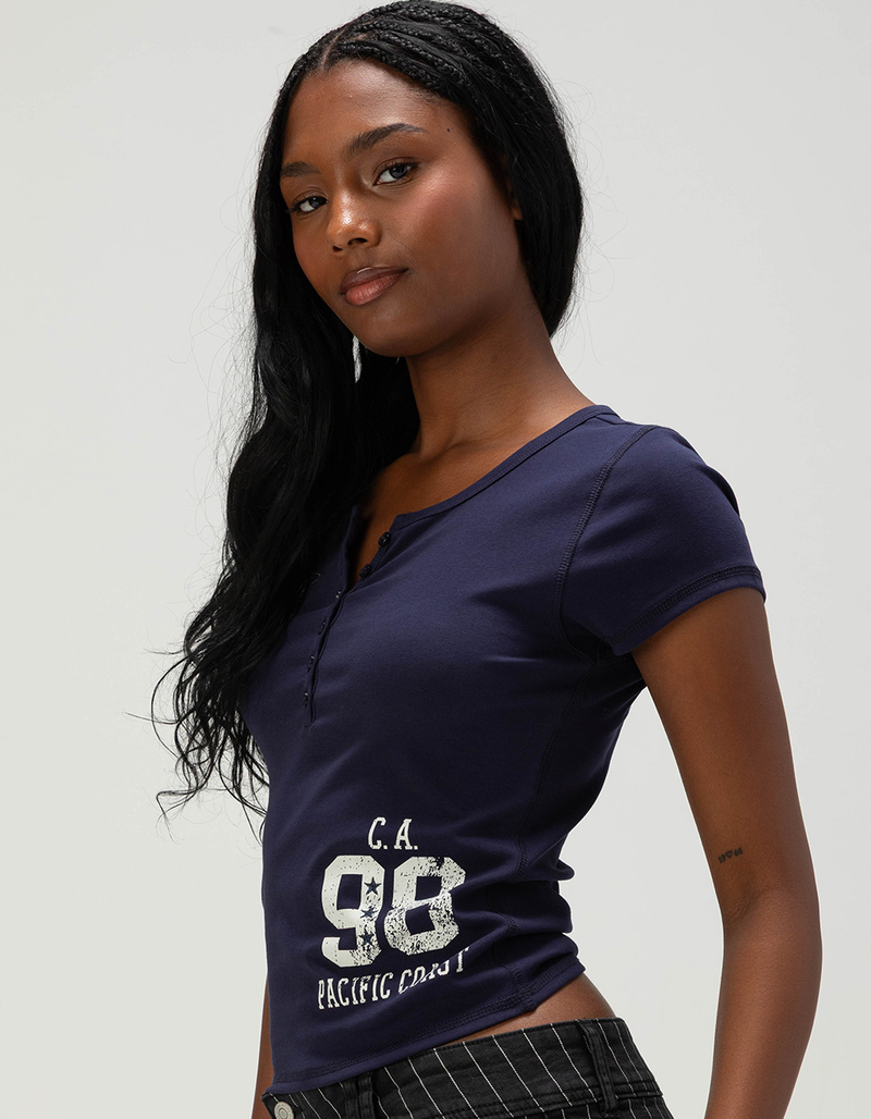 RSQ Womens California Henley Baby Tee image number 2