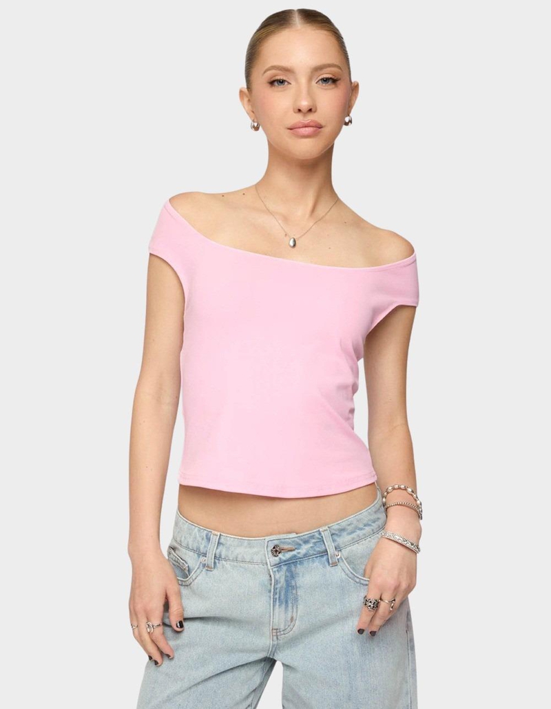 EDIKTED Mikkey Cut Out Off Shoulder Top image number 4