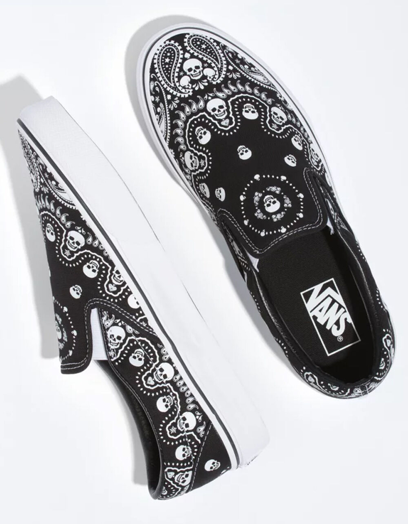 VANS Bandana Skull Classic Slip-On Shoes image number 2