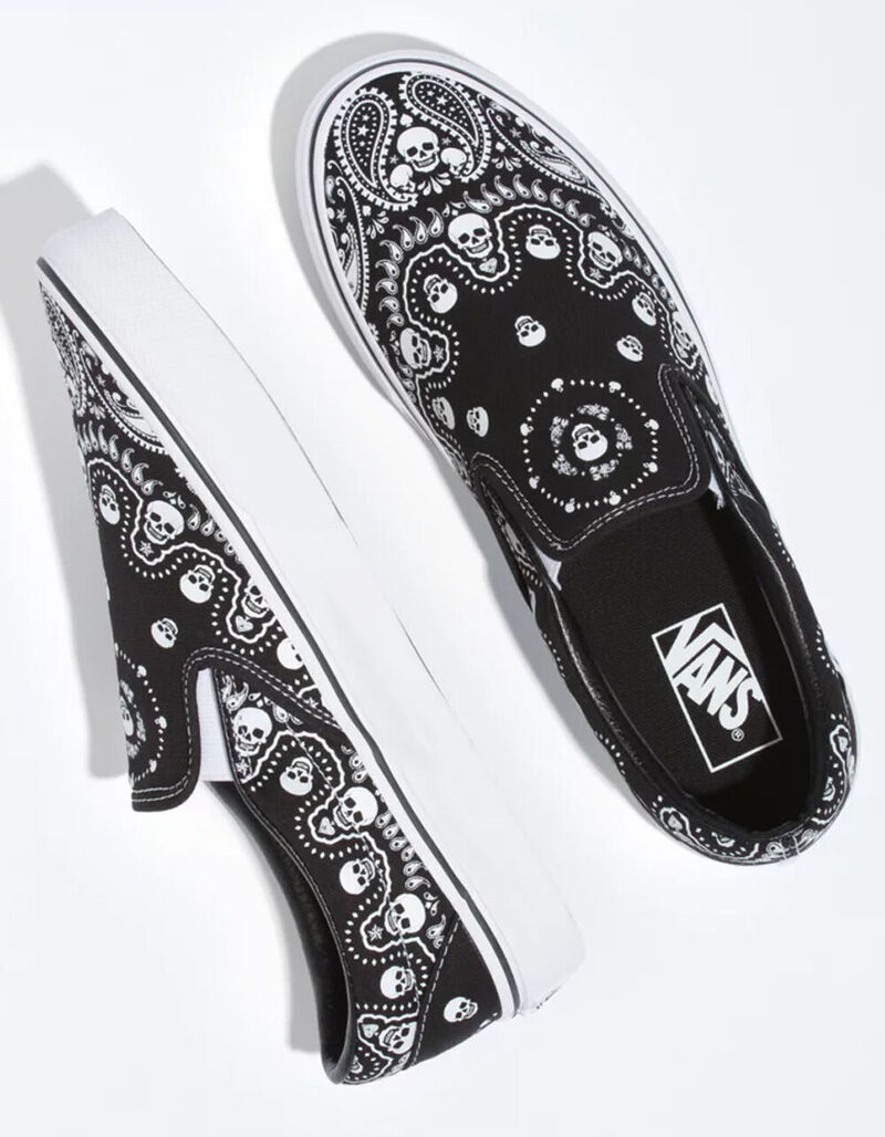VANS Bandana Skull Classic SlipOn Shoes BLKWH 392091125
