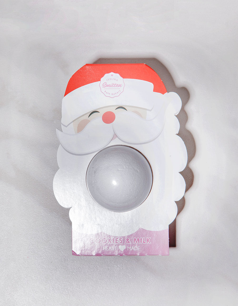 FEELING SMITTEN Cookies & Milk Bath Bomb image number 1