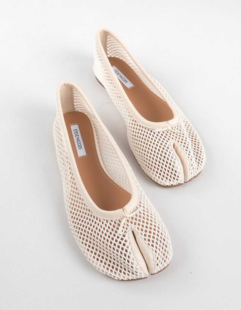 STEVE MADDEN Calico Mesh Womens Ballet Flats image number 4