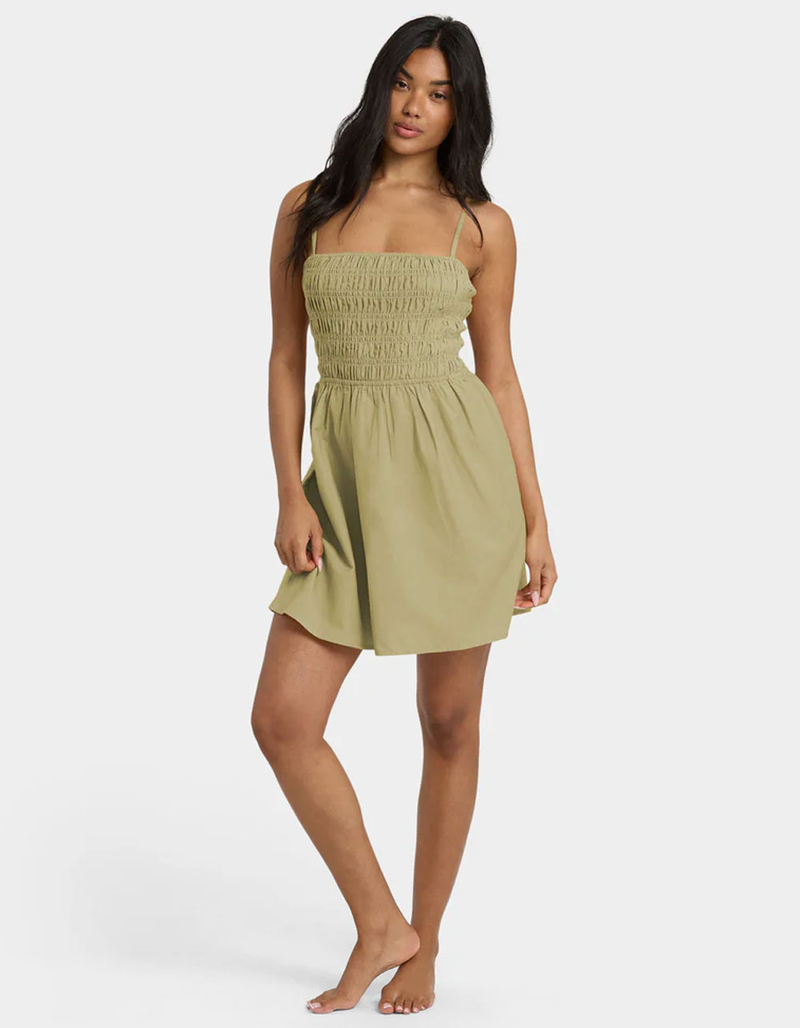 BILLABONG Womens Sleeveless Smocked Dress image number 3
