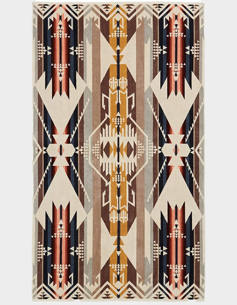 PENDLETON White Sands Spa Towel image number 0