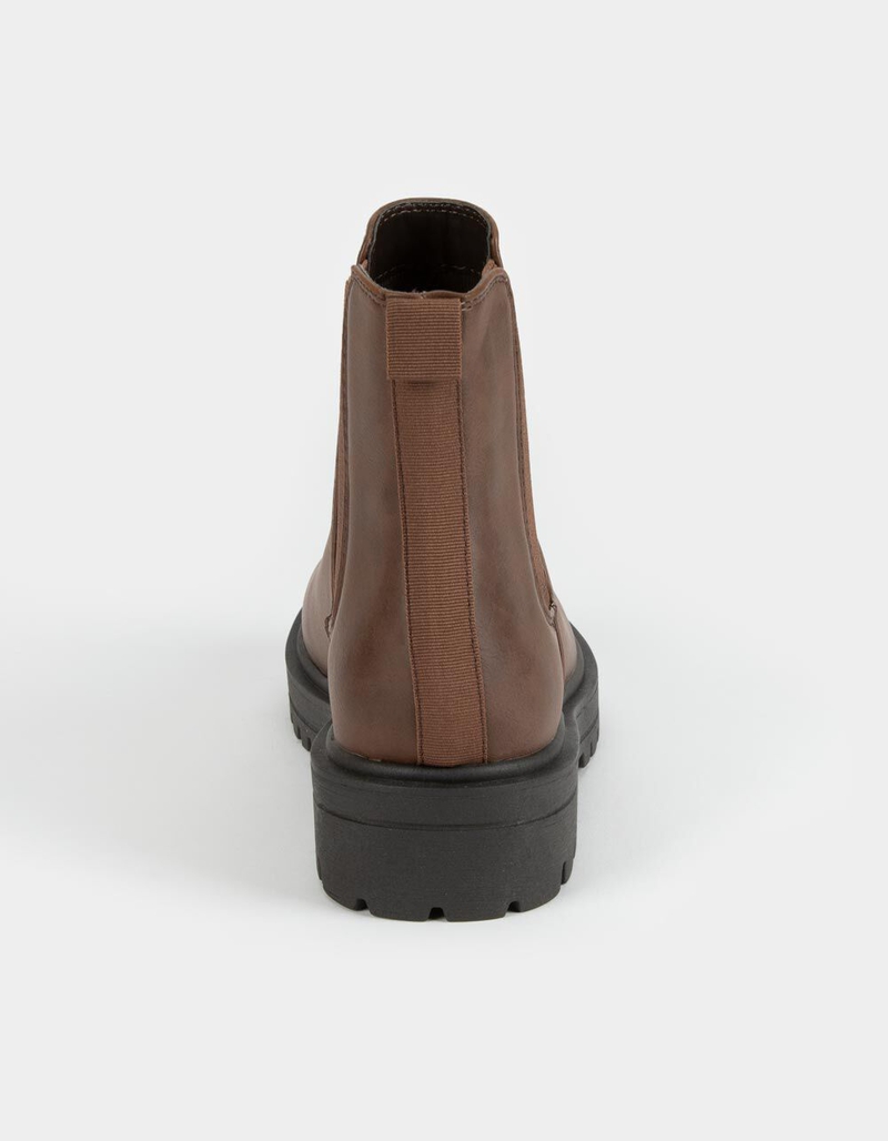 SODA Flat Womens Brown Chelsea Boots image number 3