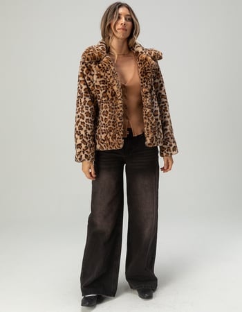 RSQ Womens Leopard Print Soft Fur Jacket Alternative Image