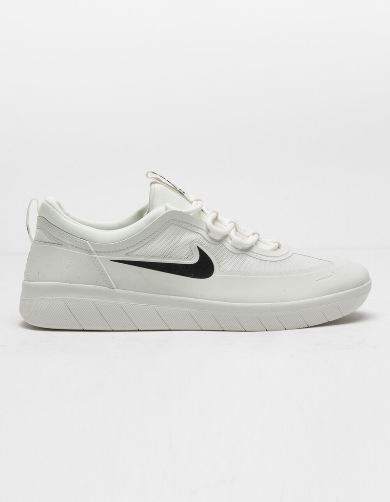 NIKE SB Nyjah Free 2 Skate Shoes image number 1