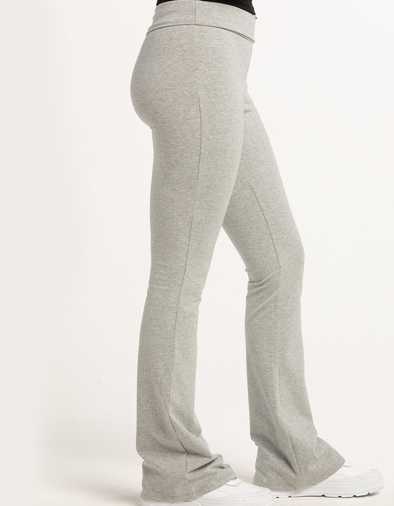 TILLYS Essential Womens Flare Leggings image number 2