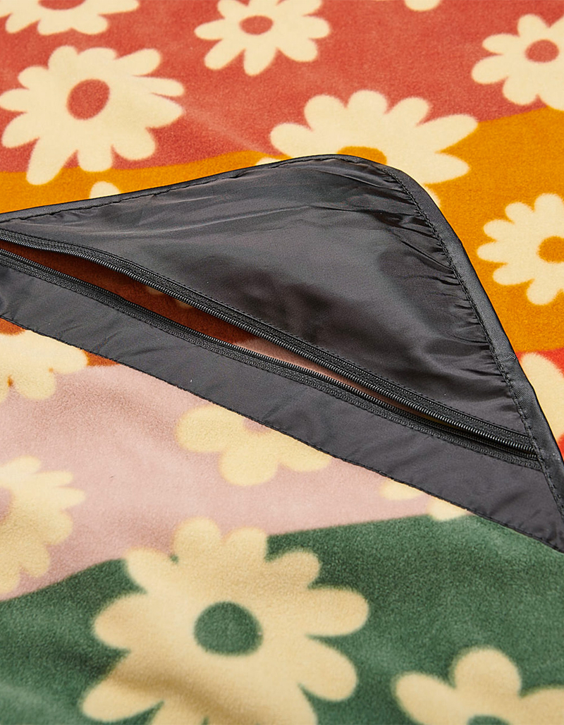 SLOWTIDE Joplin Camp Blanket image number 1