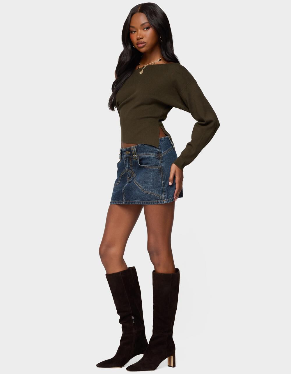 EDIKTED Chenelle Asymmetric Off Shoulder Sweater - DK GREEN - L