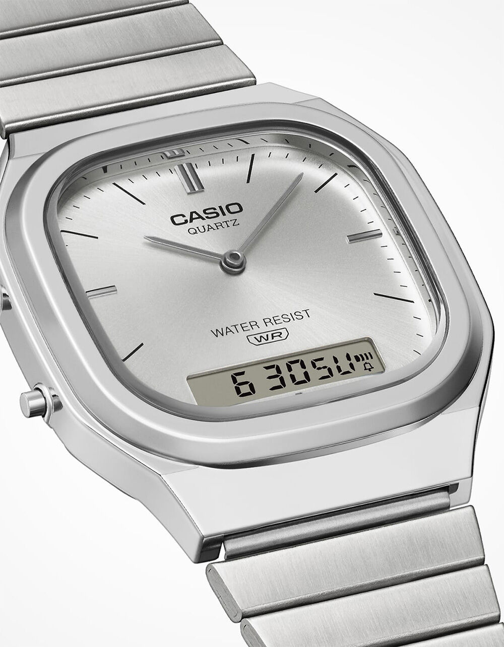 CASIO AQ240E-7A Watch - WHT/SILVER - ONE SIZE | Tillys