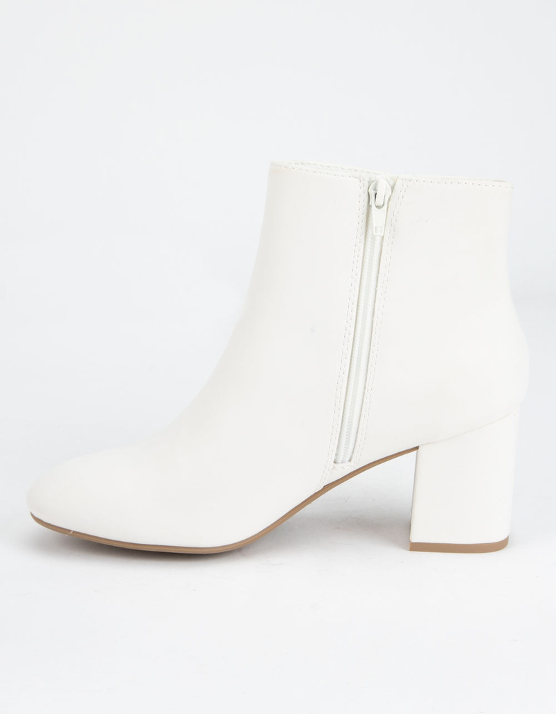 DELICIOUS Clean Ankle Stacked Womens Boots image number 1