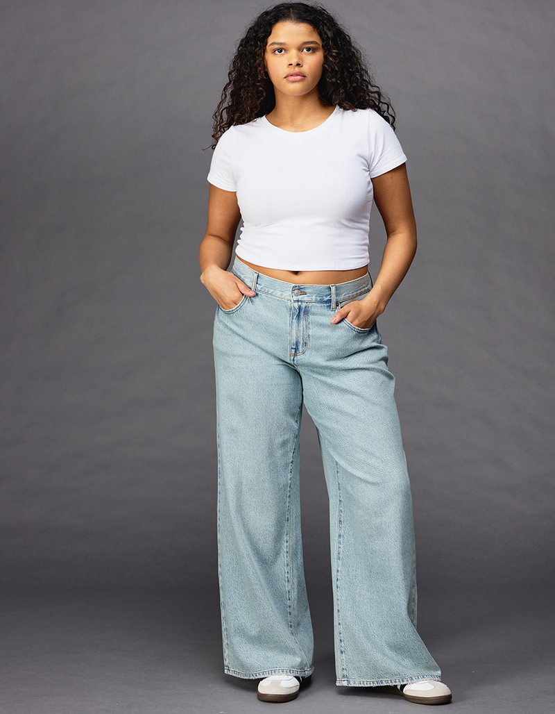 RSQ Womens Mid Rise Wide Leg Jeans image number 4