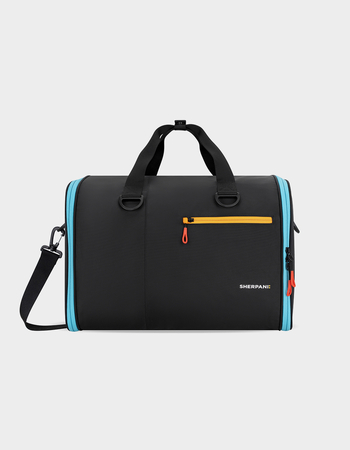 SHERPANI Jaunt Garment Duffle Primary Image