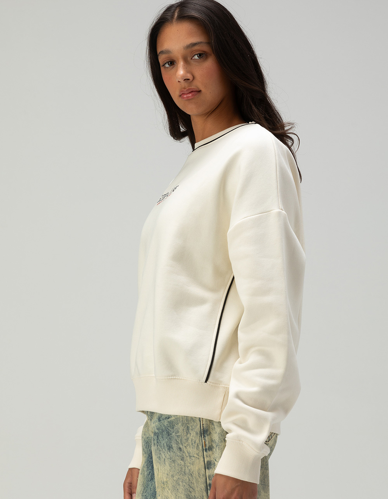 GUESS Womens Oversized Crewneck Sweatshirt image number 2