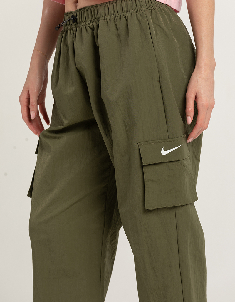 NIKE Sportswear Essential Womens Woven Cargo Pants image number 4