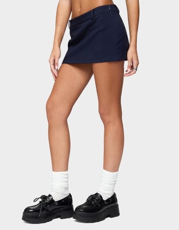 EDIKTED Wendie Tailored Mini Skort Alternative Image