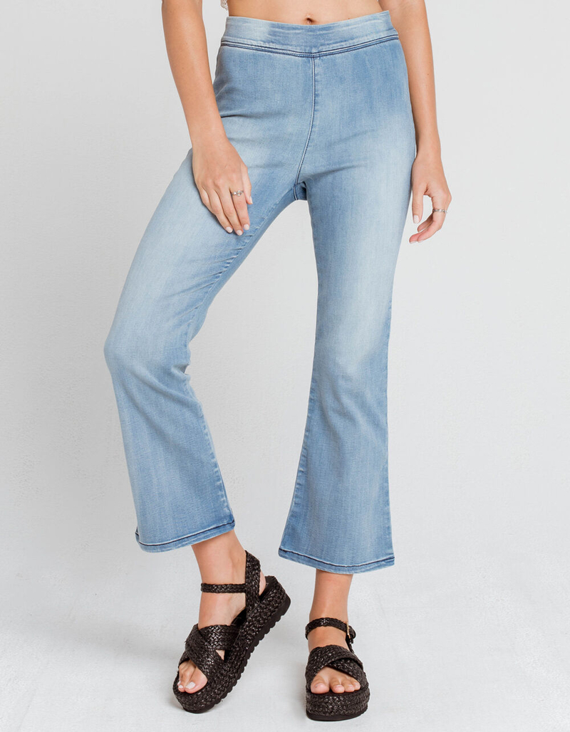 WEST OF MELROSE Flare And Square Pull On Womens Light Wash Jeans image number 1