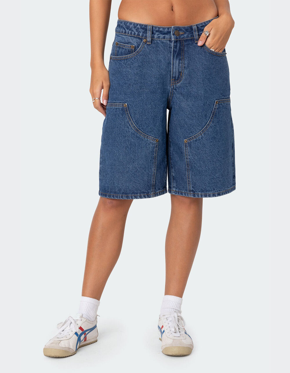 EDIKTED Jacqui Low Rise Denim Bermuda Shorts - LIGHT BLUE