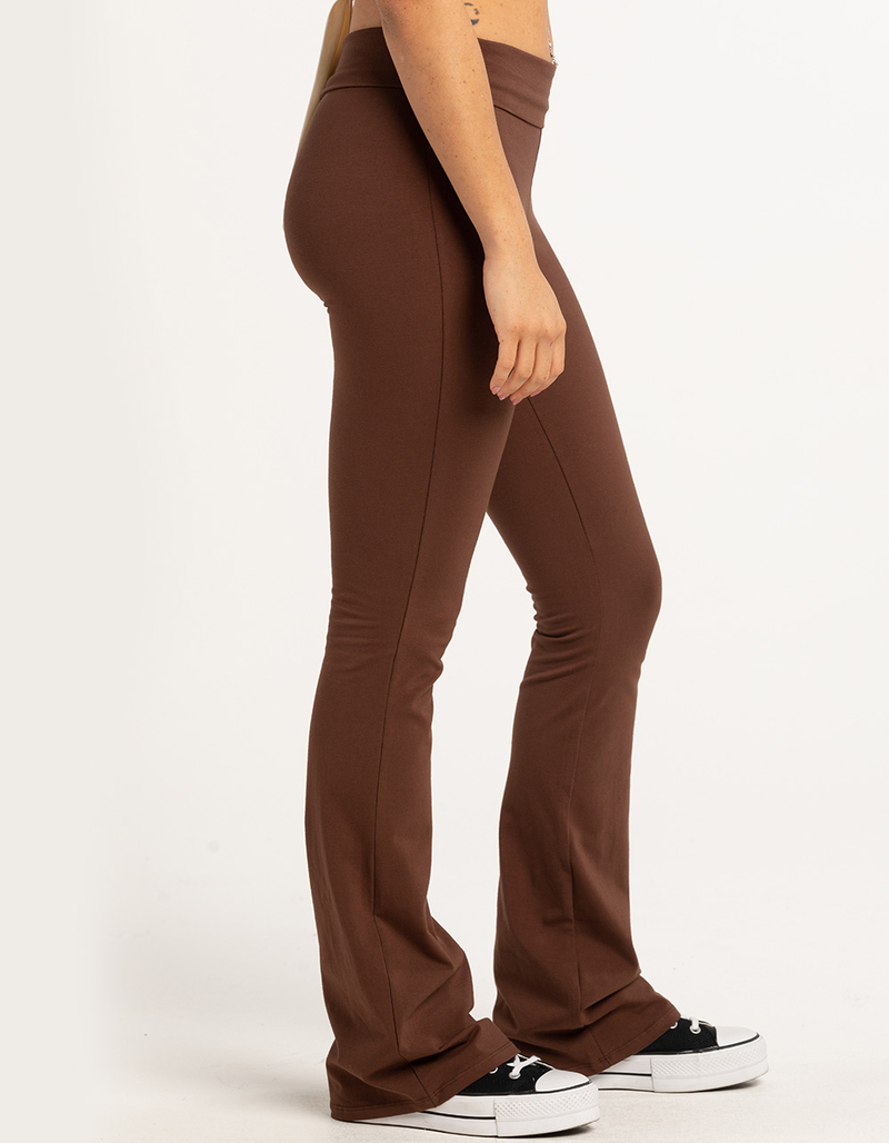 TILLYS Essential Womens Flare Leggings image number 2