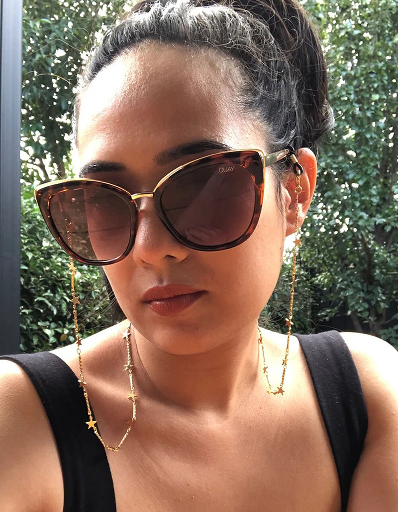 QUAY AUSTRALIA Honey Tortoise Sunglasses image number 2