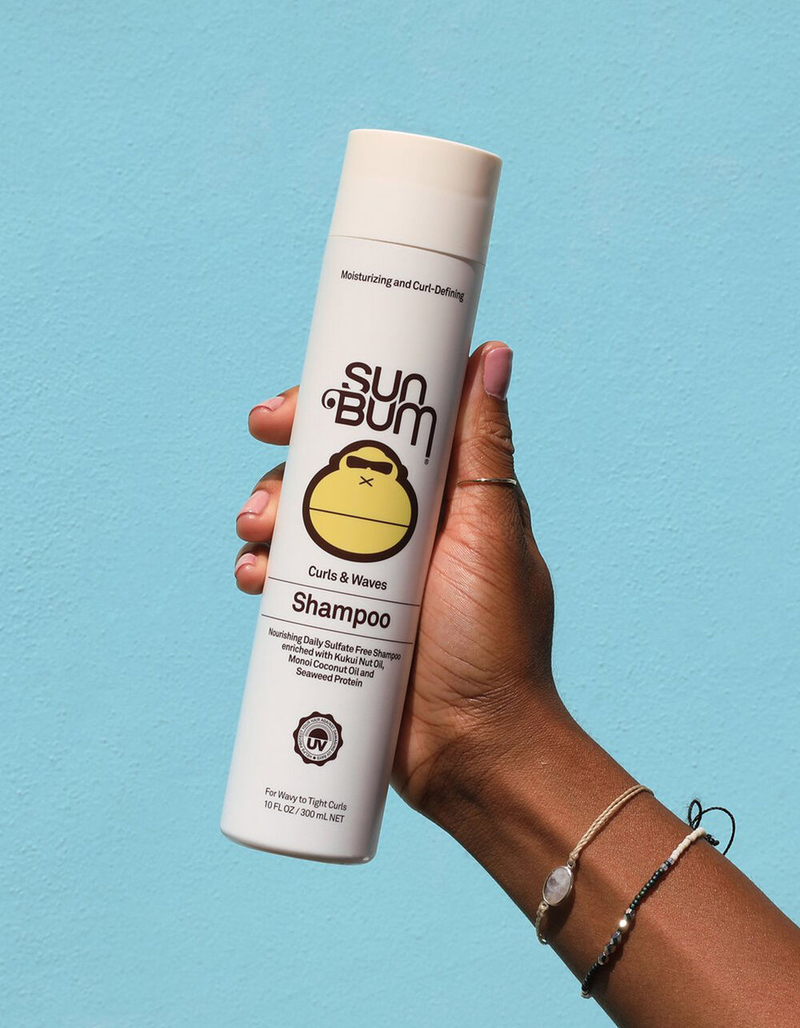 SUN BUM Curls & Waves Shampoo image number 2