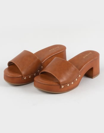 Bamboo Silveroak Womens Platform Heels Alternative Image