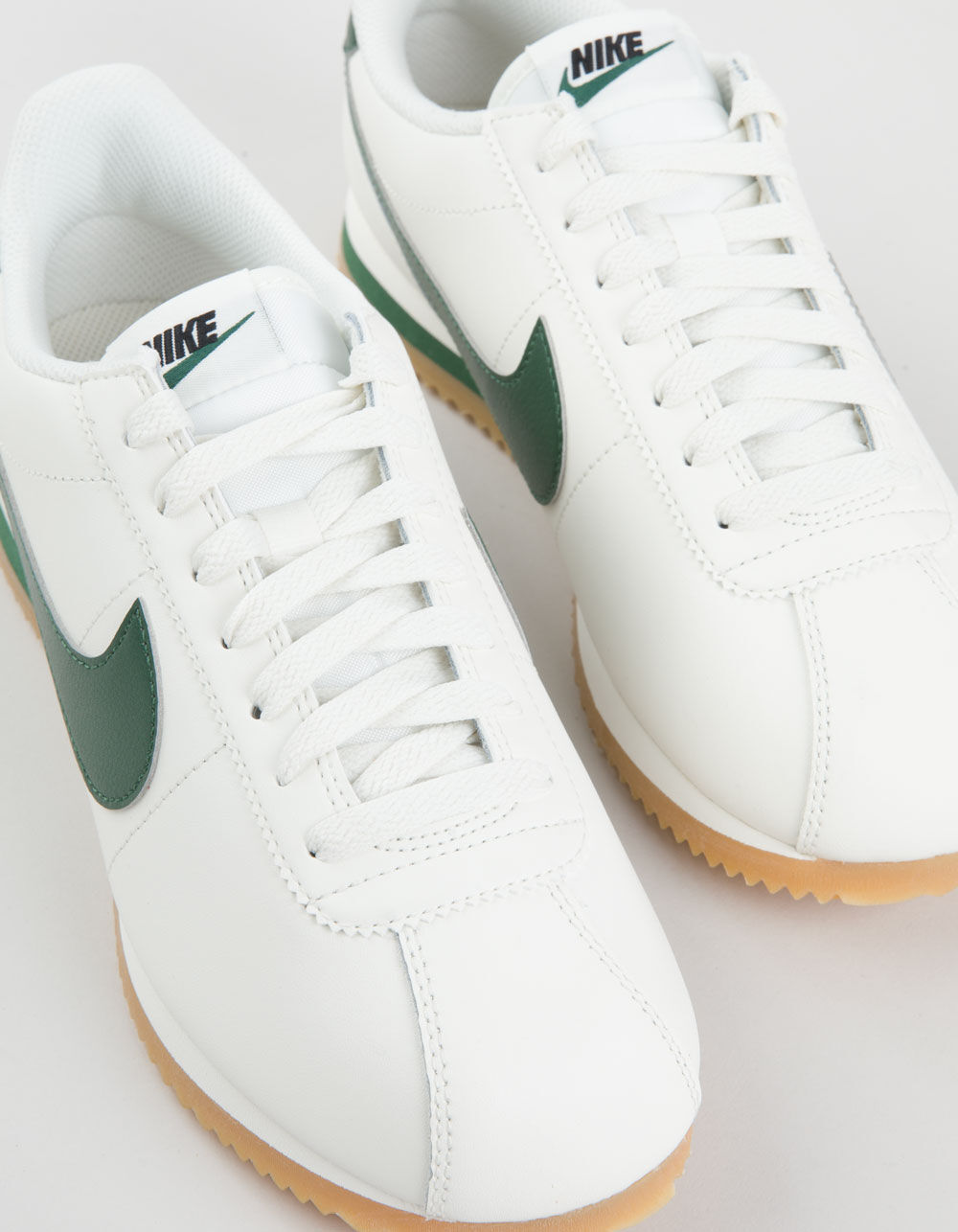 NIKE Cortez Womens Shoes WHT GREEN 10.5 Tillys