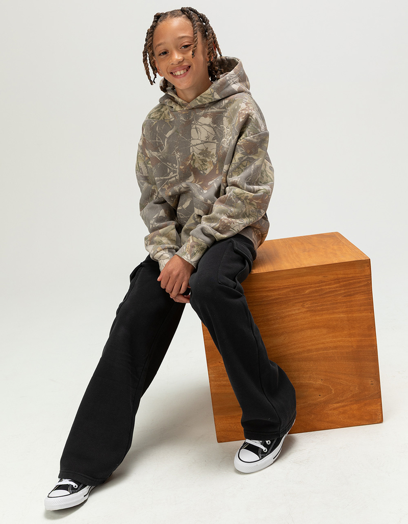 RSQ Boys Baggy Cargo Sweatpants image number 4