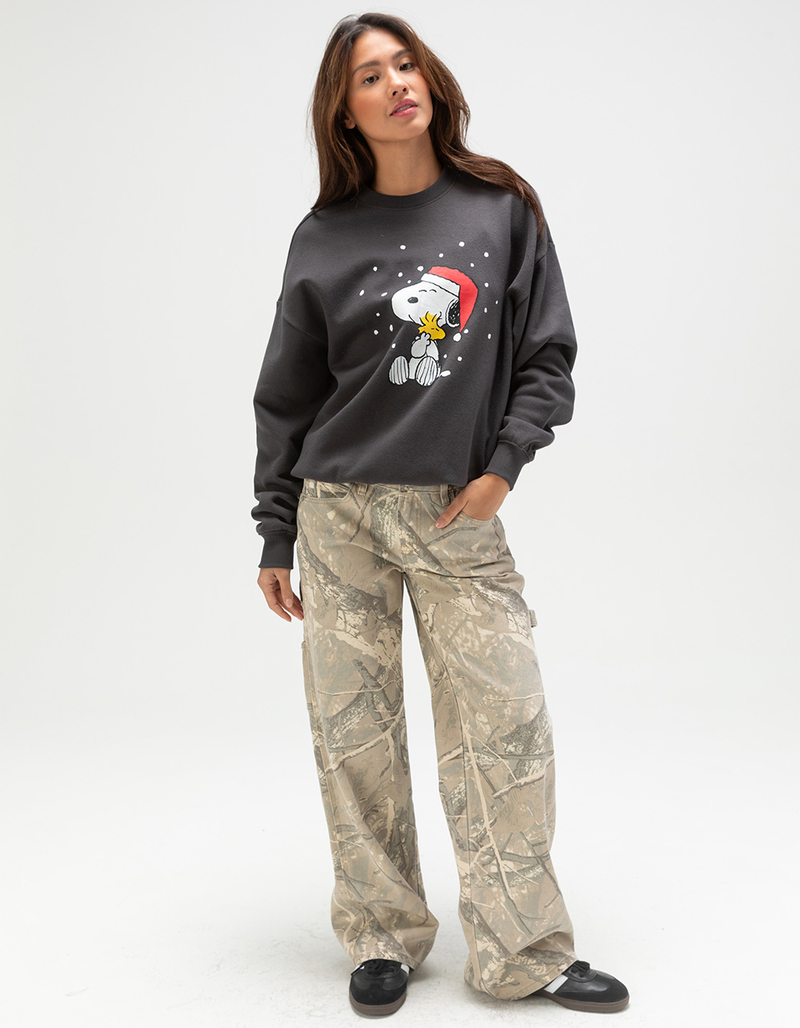 RSQ x Peanuts Snow Mens Oversized Crewneck Sweatshirt image number 4