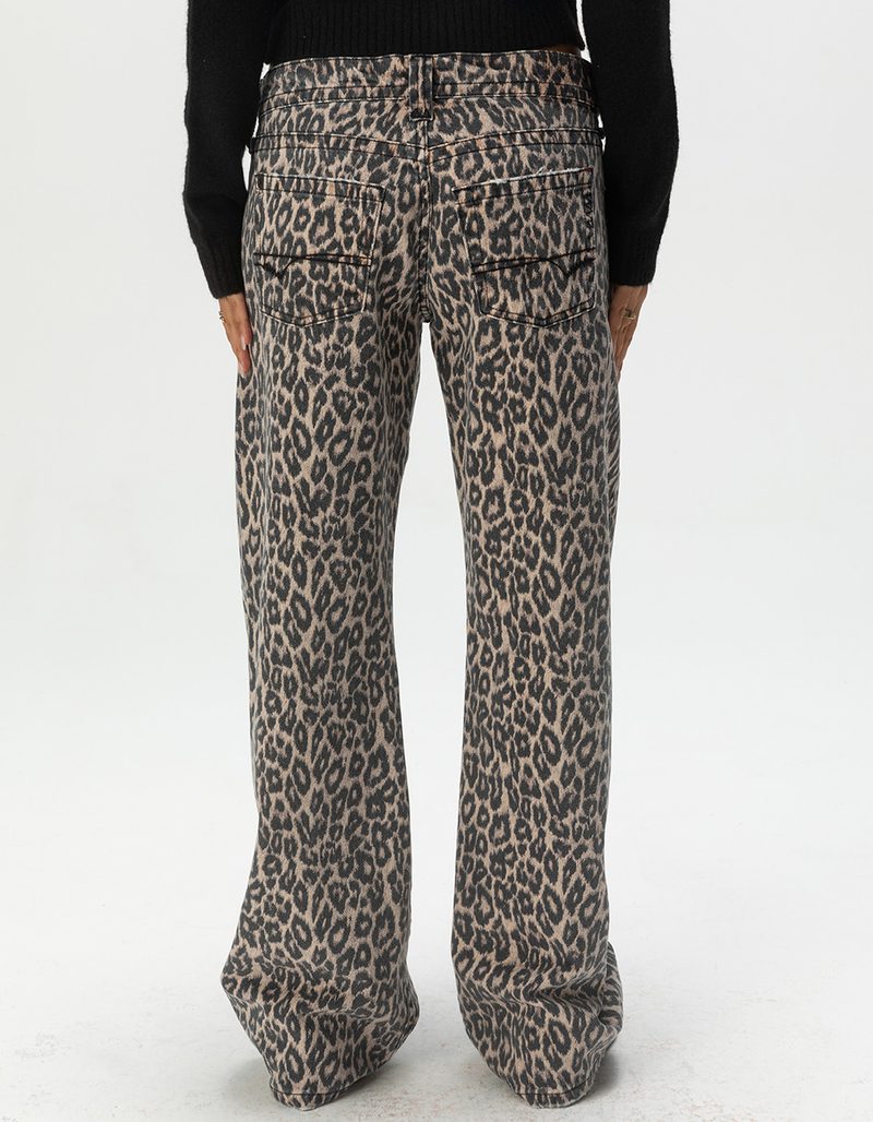 BDG Urban Outfitters Kayla Low Rider Womens Low Rise Leopard Print Baggy Jeans image number 3