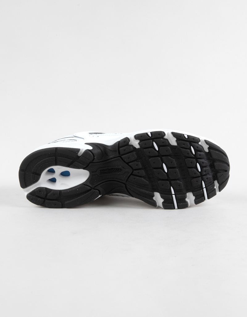 NEW BALANCE 530 Womens Shoes image number 2