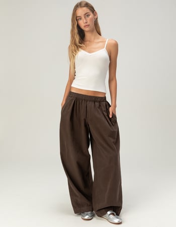 TILLYS Lace Trim Womens Cami Alternative Image