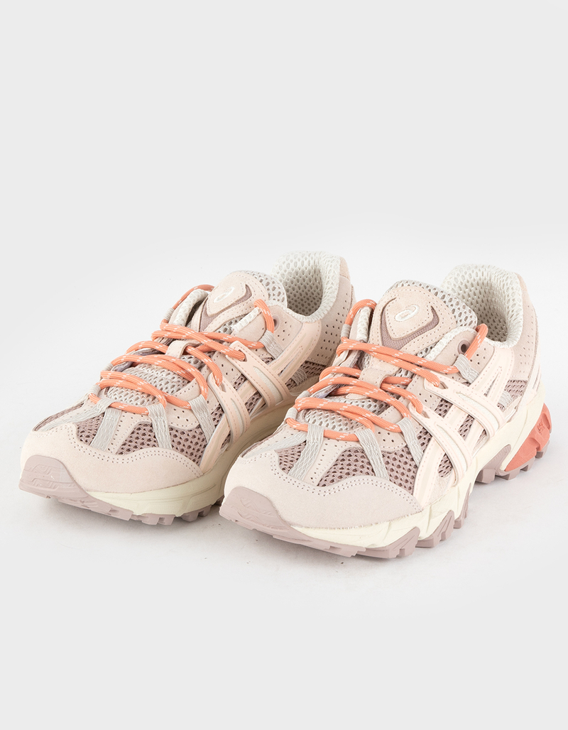 ASICS GelSonoma 1550 Womens Shoes WHT/MANGO Tillys