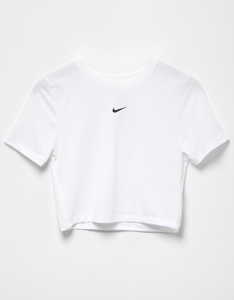 NIKE Sportswear Essential Slim Crop Womens Tee image number 4