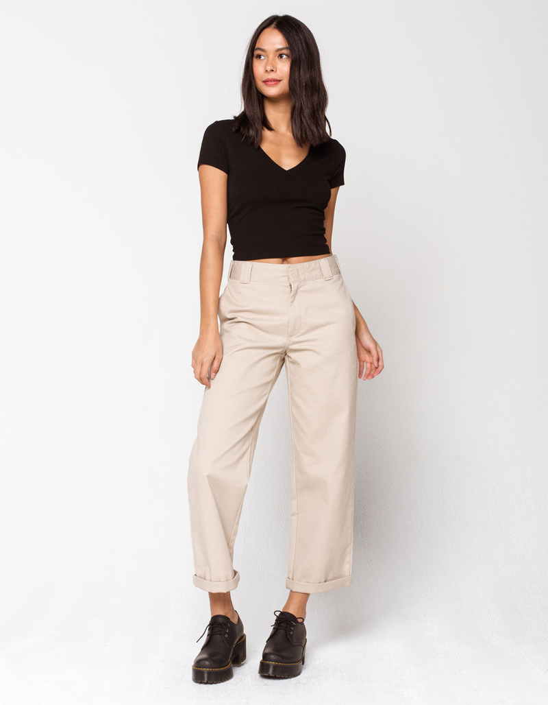 DESTINED Ribbed V-Neck Womens Crop Tee image number 4