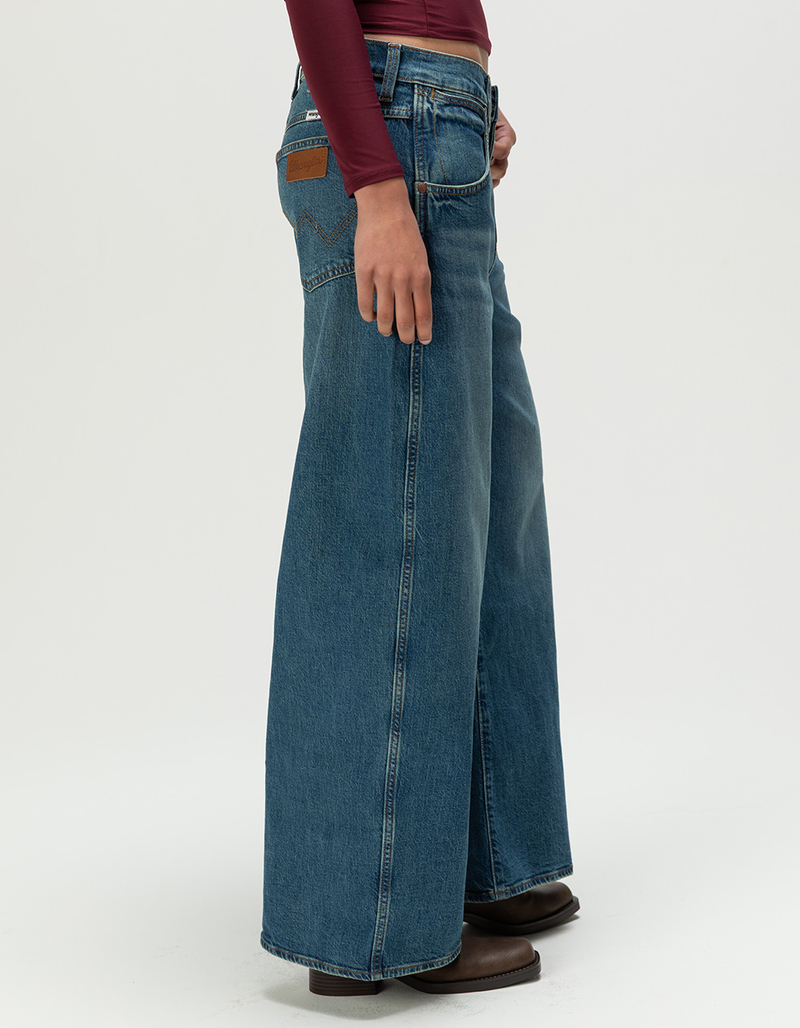 WRANGLER Low Rise Womens Baggy Jeans image number 2