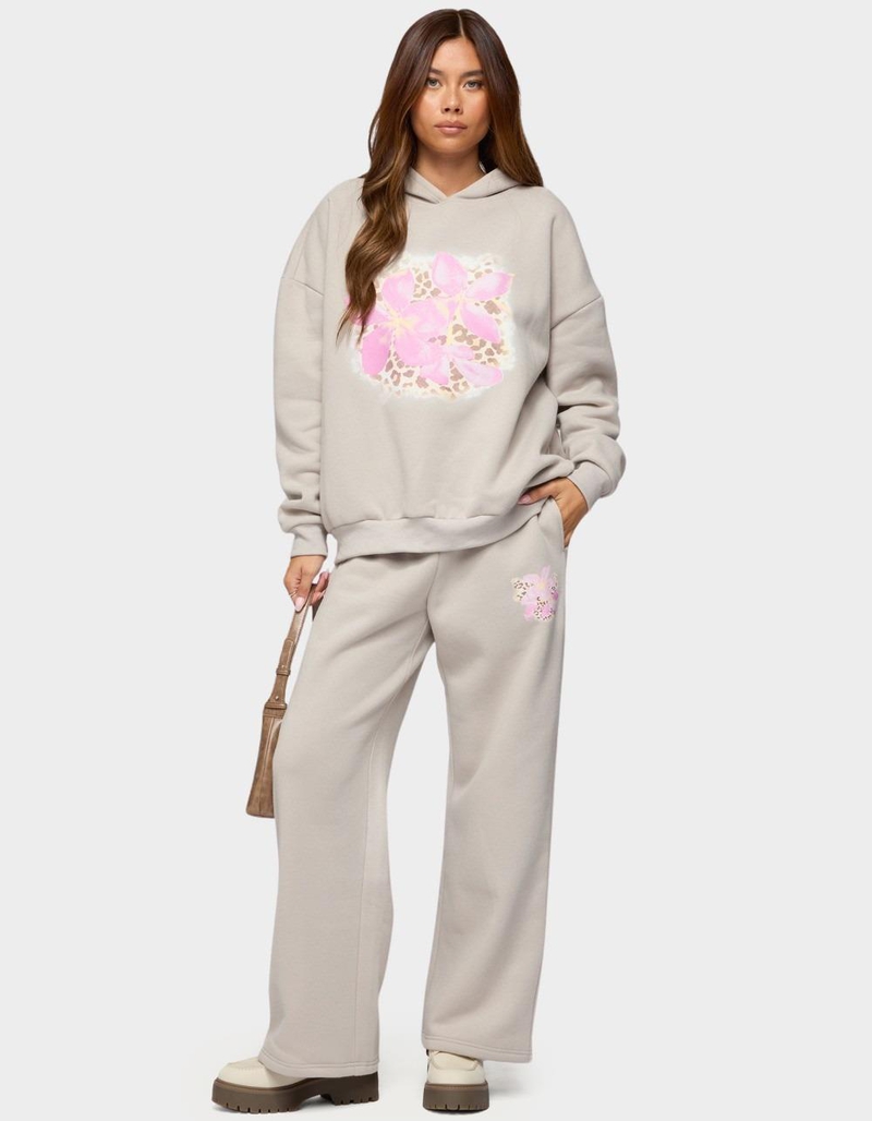 EDIKTED Wild Petal Sweatpants image number 4