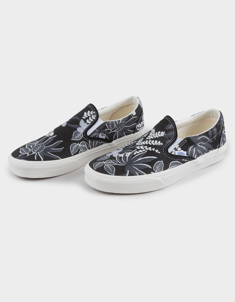 VANS Classic Slip-On Shoes image number 1