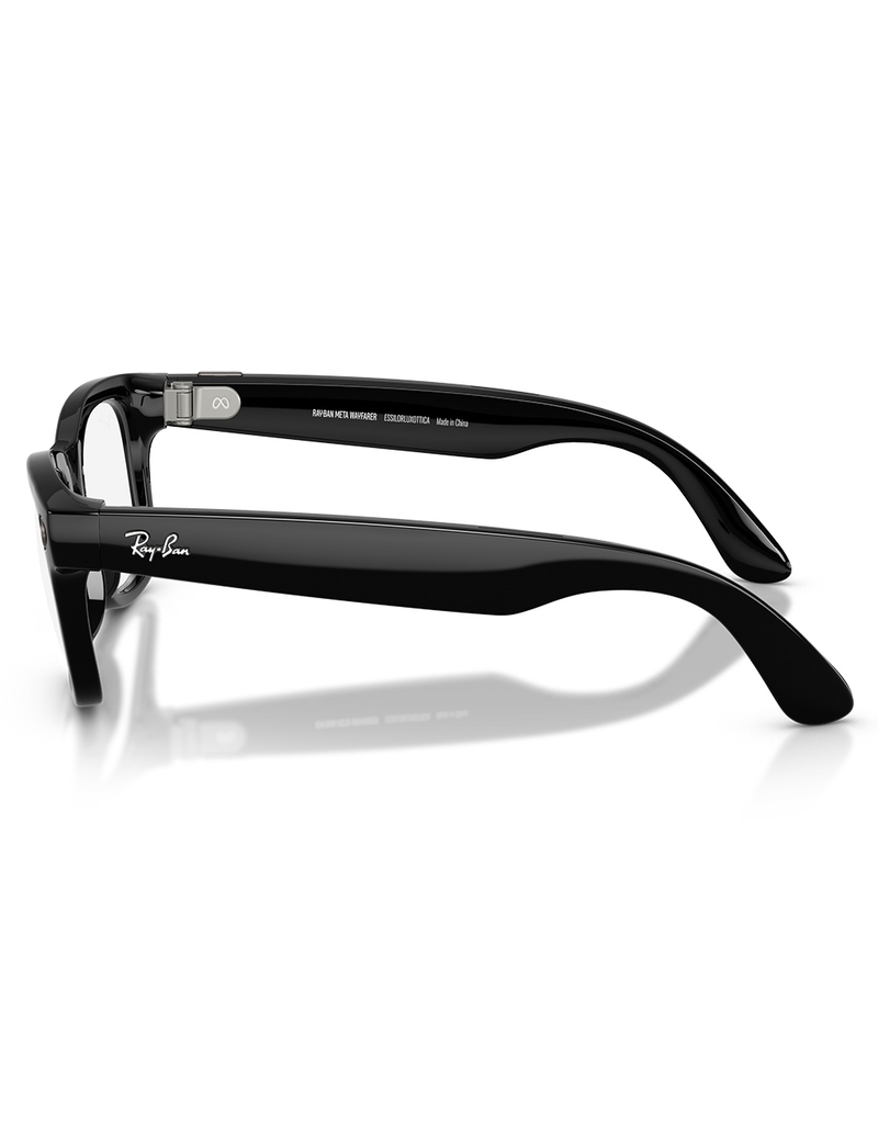 RAY-BAN Meta Wayfarer Transition Glasses image number 3