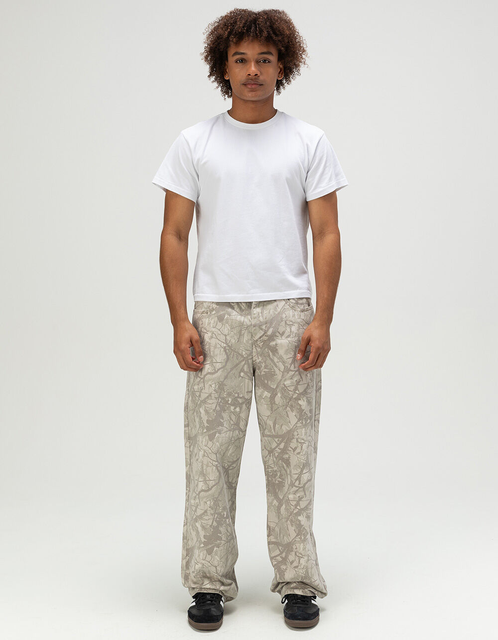 RSQ Mens Baggy Camo Print 5 Pocket Pants - CAMO KHAKI | Tillys