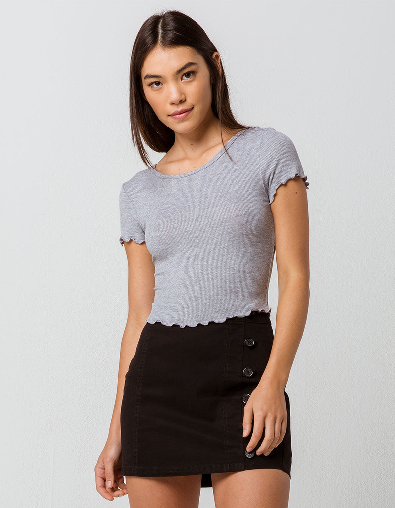 BOZZOLO Ribbed Lettuce Edge Heather Gray Womens Crop Tee image number 0