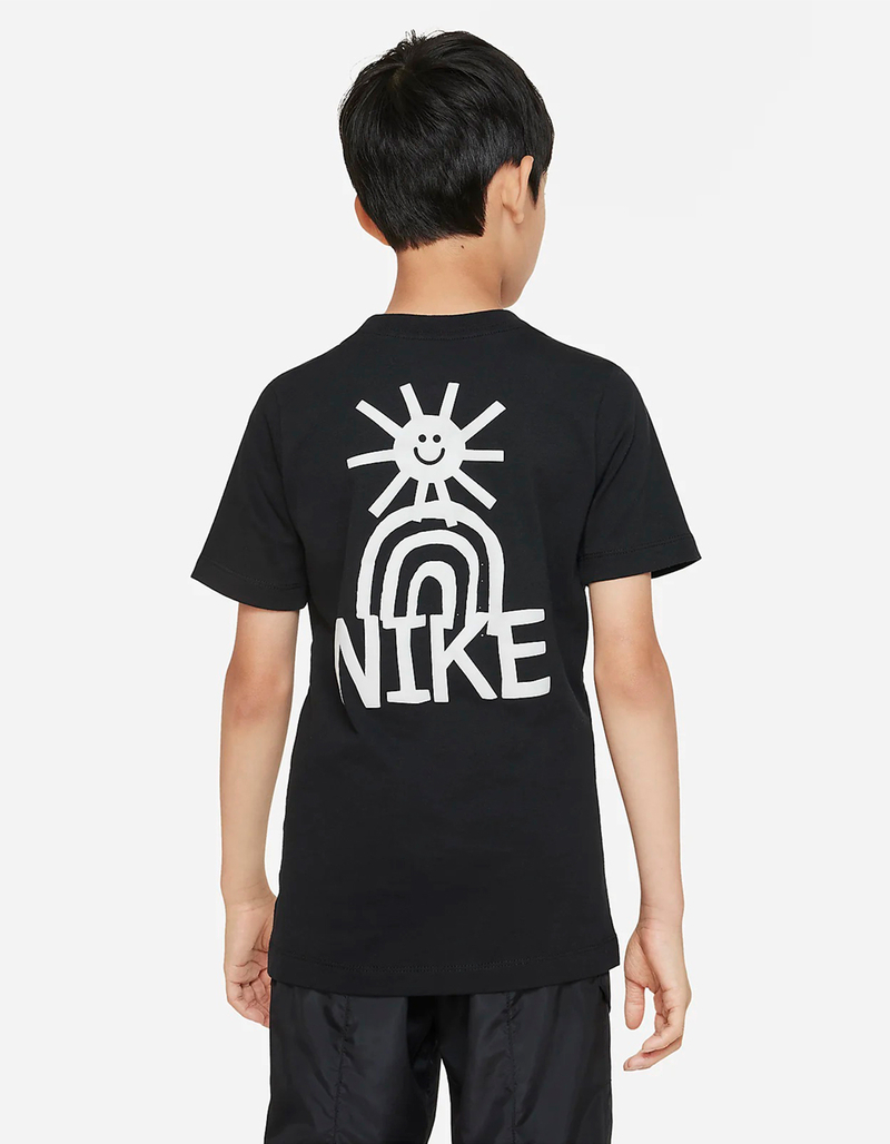 NIKE Sportswear Boys Tee image number 2