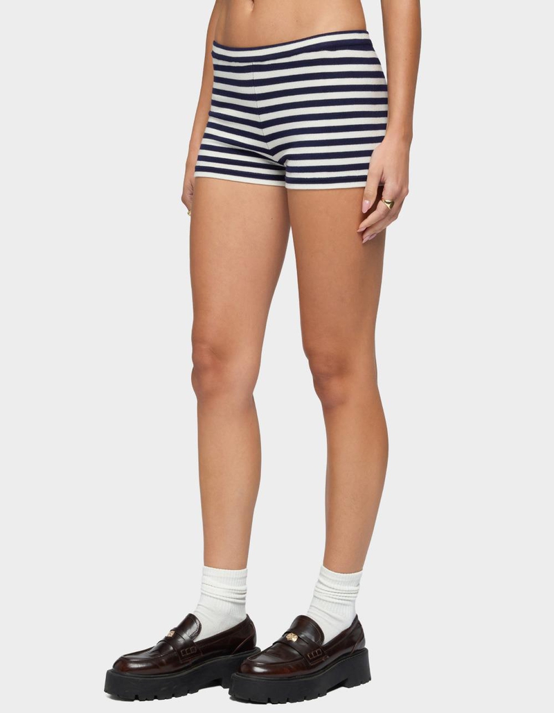 EDIKTED Irena Striped Knit Shorts image number 2