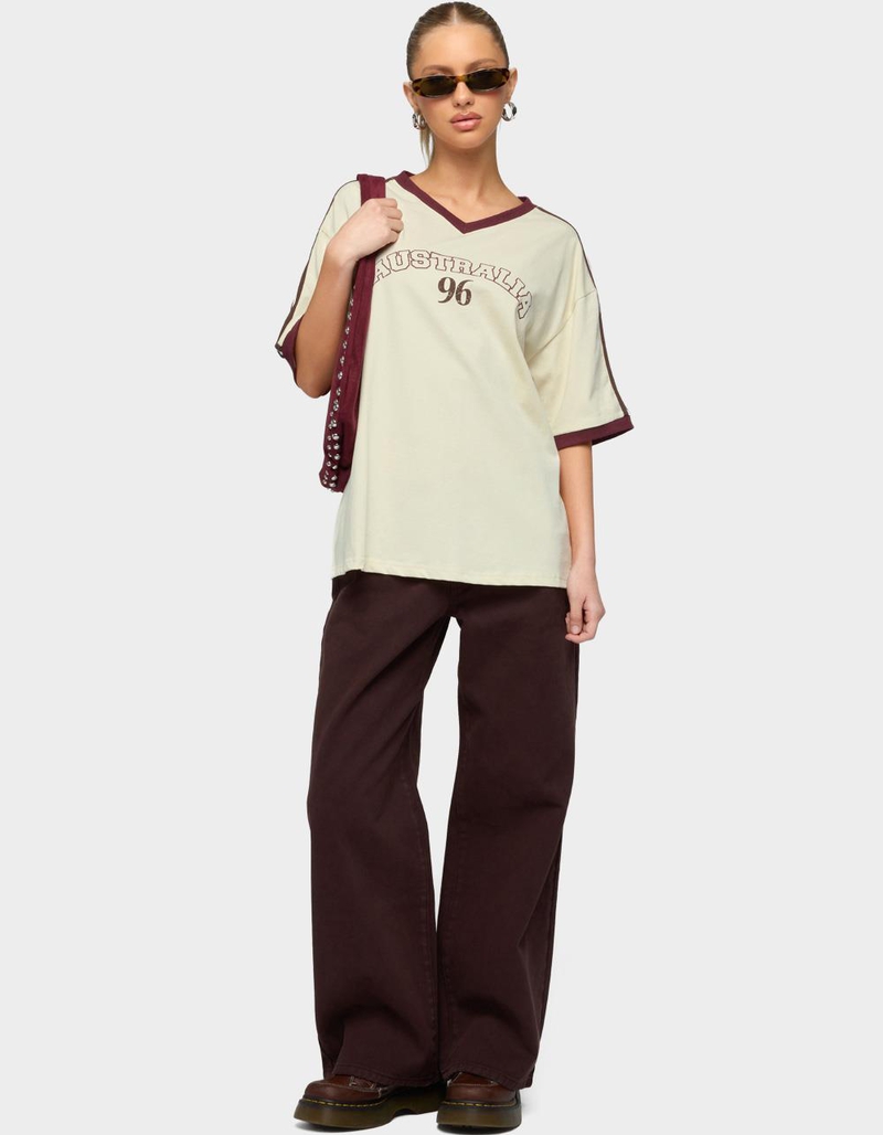 EDIKTED Petite Roman Low Rise Baggy Jeans image number 4